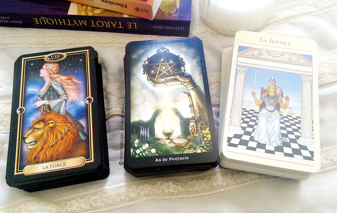 Tarot divinatoire, Cartomancie, tirage de carte gratuit